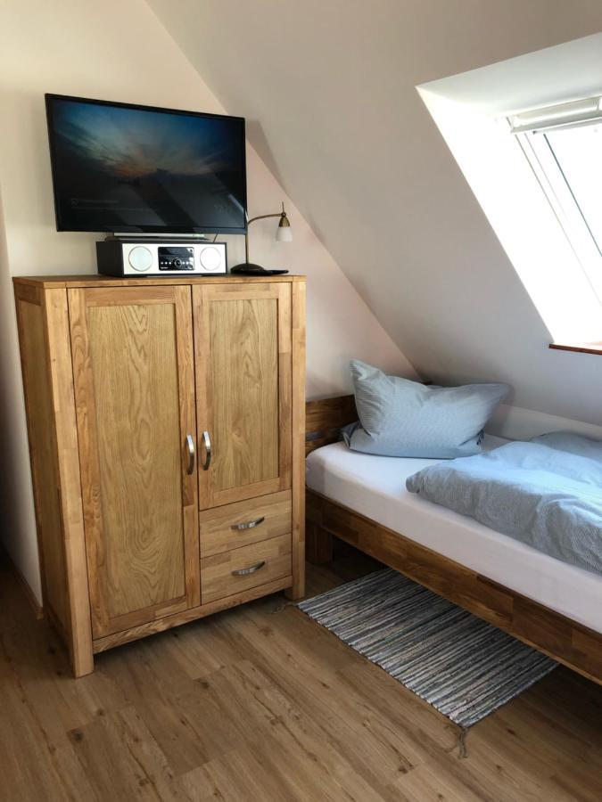 Altes Backhaus Bauernhof Vogel Apartment Rohrsen Luaran gambar